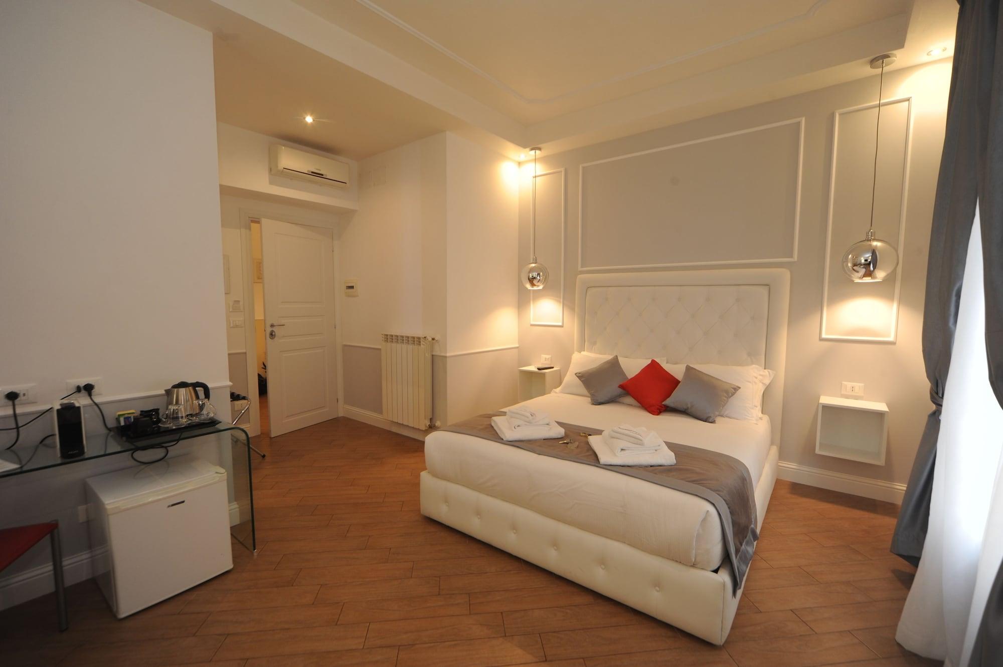 My Suites Piazza Di Spagna Рим Екстериор снимка